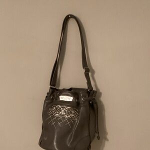 Elegant gray shoulder bag